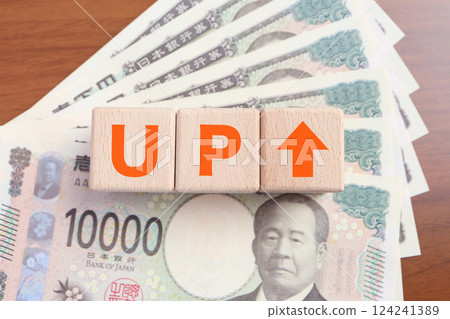 10,000 yen note and UP 124241389