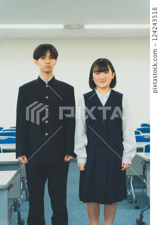 junior high school student, junior high student, middle school student 124243518