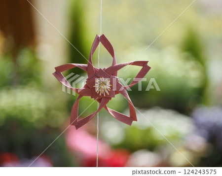 Spring interior: Cherry blossom decorations Spring interior: Cherry blossom decorations 124243575