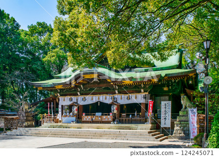 東京都杉並區大宮八幡宮神社的拜殿,由源賴義建造 東京都杉並區大宮八幡宮神社的拜殿,由源賴義建造 124245071