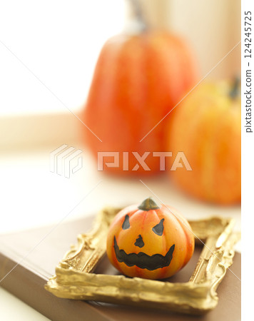 Halloween image on the windowsill Halloween image on the windowsill 124245725