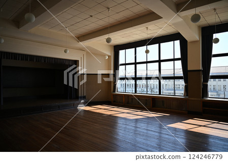 豐鄉小學舊校舍 124246779