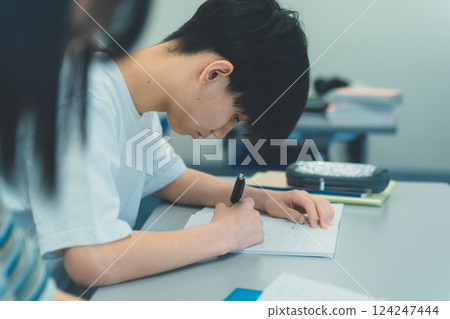 high school student, young man, pupil 124247444