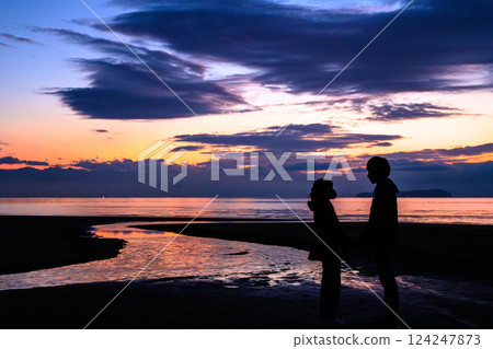 [Kagawa Prefecture] Chichibugahama Beach Reflection 124247873
