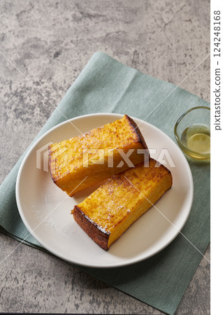 French toast image 124248168