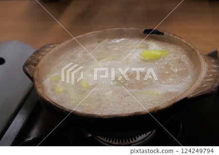 漁港市場美味餐廳的魚湯 124249794