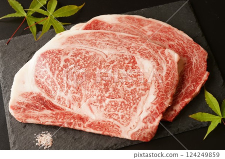 特選黑毛牛裡肌牛排 124249859