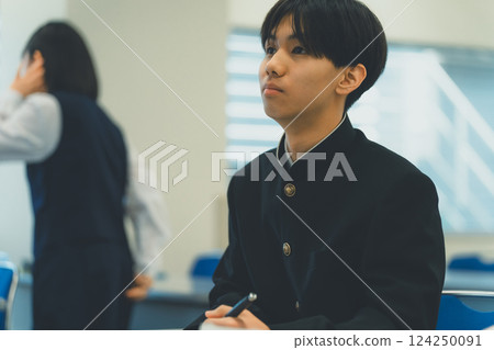 high school student, male, pupil 124250091