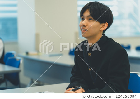 high school student, male, pupil 124250094