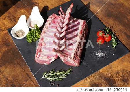 Lamb chop 124250614