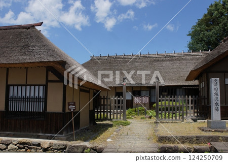 Aizuwakamatsu Townscape: Former Aizu Clan Takizawa Honjin Site Aizuwakamatsu Townscape: Former Aizu Clan Takizawa Honjin Site 124250709