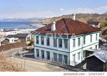 初春時節在北海道江差町拍攝的舊檜山吉子區役所（江差町鄉土史料館） 124251617