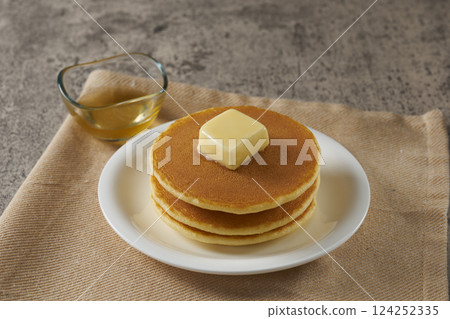 Pancake image Pancake image 124252335