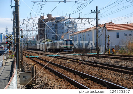 Tokaido Line, Tsujido to Fujisawa 124255367