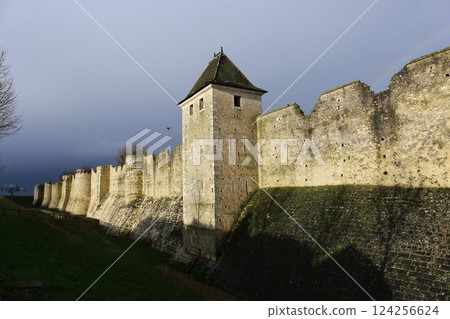 世界遺產普羅萬的中世紀市集城市:城牆與塔樓 世界遺產普羅萬的中世紀市集城市:城牆與塔樓 124256624