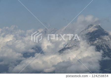 Panoramic view from Nordlinger hut on Karwendel Hohenweg, Austria Panoramic view from Nordlinger hut on Karwendel Hohenweg, Austria 124258654