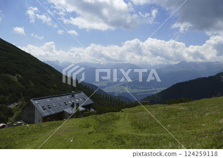 Solsteinhaus hut at Karwendel mountains on Karwendel Hohenweg, Austria 124259118