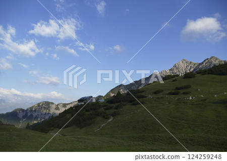 Solsteinhaus hut at Karwendel mountains on Karwendel Hohenweg, Austria 124259248