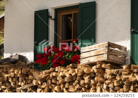 Solsteinhaus hut at Karwendel mountains on Karwendel Hohenweg, Austria 124259255