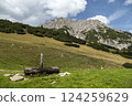 Karwendel mountains at Solsteinhaus hut on Karwendel Hohenweg, Austria 124259629