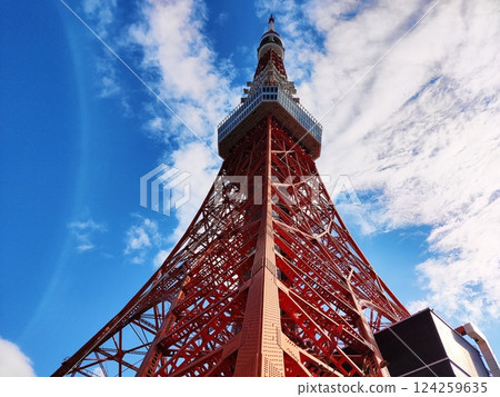 Tokyo Tower and blue sky Tokyo Tower and blue sky 124259635