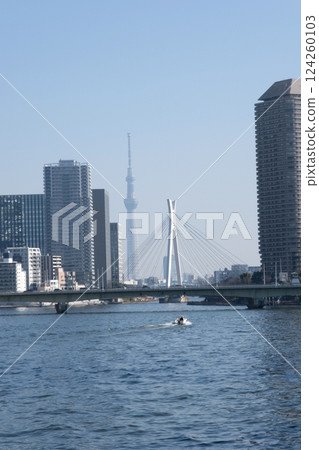 Sumida River and skyscrapers with a view of the Skytree 124260103