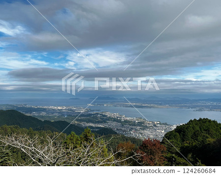Autumn scenery of Lake Biwa seen from Mount Hiei Autumn scenery of Lake Biwa seen from Mount Hiei 124260684