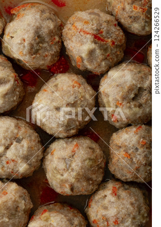 Homemade meatballs 124266529