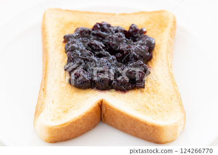 Delicious toast with blueberry jam Delicious toast with blueberry jam 124266770