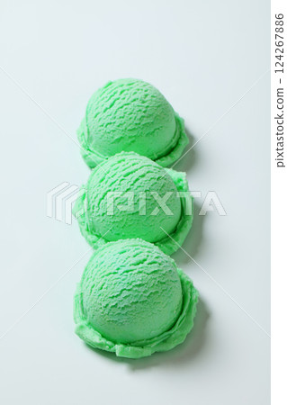 green ice cream green ice cream 124267886