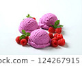 Berry fruit ice cream 124267915
