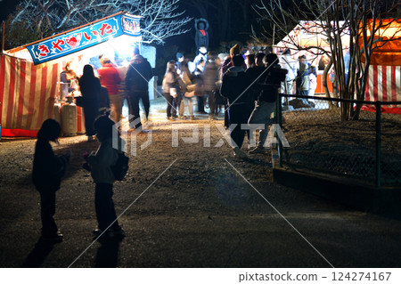 Festival's night shop Festival's night shop 124274167