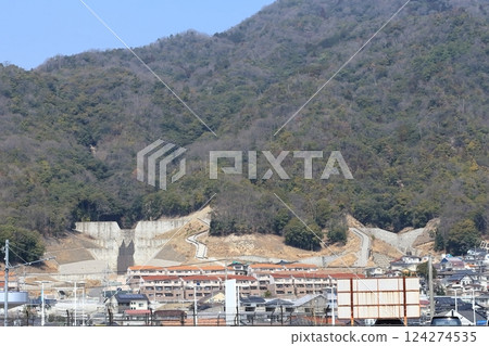 Erosion control dam (Asa-Minami Ward, Hiroshima City) Erosion control dam (Asa-Minami Ward, Hiroshima City) 124274535