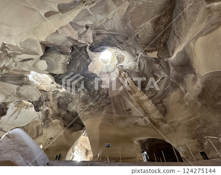 Huge caverns of the Bell Caves Huge caverns of the Bell Caves 124275144