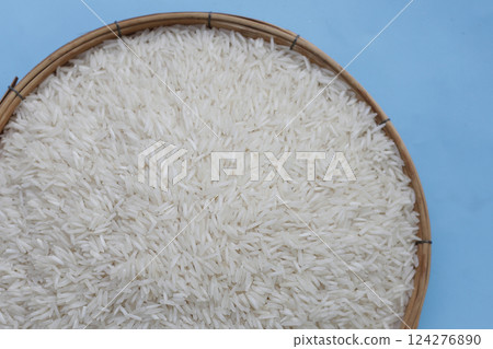 Raw super kernel basmati rice long grain Raw super kernel basmati rice long grain 124276890