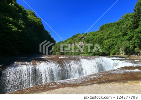 【群馬縣】晴天的吹割瀑布 124277799