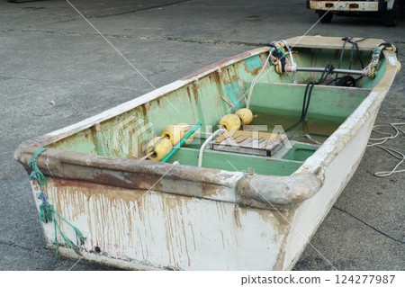 海釣用的小划艇 124277987