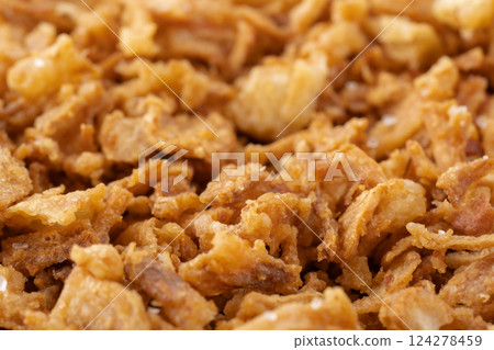 Fried onions close-up 124278459