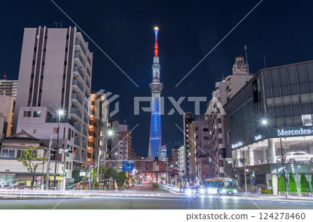 "Tokyo" Tokyo Skytree MLB special lighting to coincide with the opening game of the MLB in Japan, Komagatabashi intersection "Tokyo" Tokyo Skytree MLB special lighting to coincide with the opening game of the MLB in Japan, Komagatabashi intersection 124278460