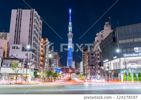 "Tokyo" Tokyo Skytree MLB special lighting to coincide with the opening game of the MLB in Japan, Komagatabashi intersection "Tokyo" Tokyo Skytree MLB special lighting to coincide with the opening game of the MLB in Japan, Komagatabashi intersection 124278597