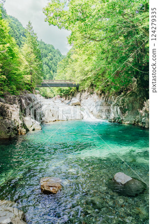<Nagano> The beautiful scenery of the Atera Valley - Ushigafuchi - 124279335