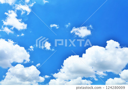 夏天藍天和雲彩 124280009