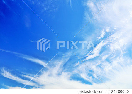 秋天天空和雲彩 124280030