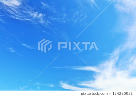 秋天天空和雲彩 124280031
