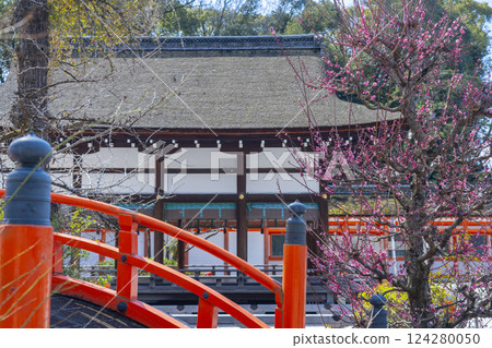 京都下鴨神社：光琳梅花與橋殿 124280050