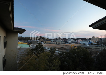 郊區風景 124281586