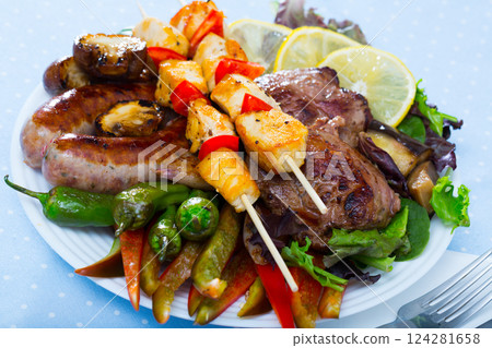 Meshana skara - dish of Bulgarian cuisine Meshana skara - dish of Bulgarian cuisine 124281658