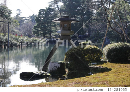 Kenrokuen 124281965