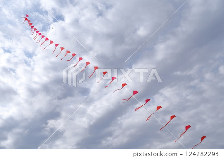 放風箏：風箏鏈 124282293