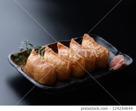 稻荷壽司(深色圖像) 稻荷壽司(深色圖像) 124284644